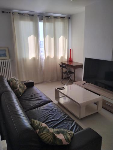 Montgeron Apartment | Appartement 5 personnes