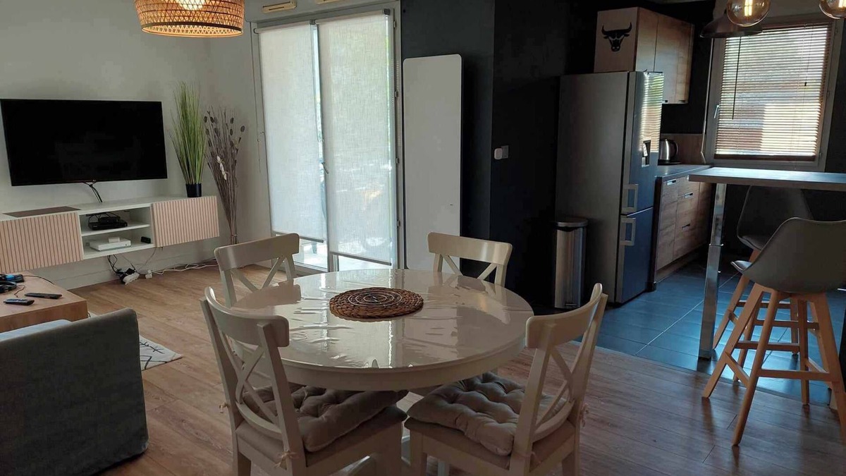 Tours Apartment | Appartement 65m2 Avec Piscine
