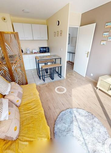 Gare Apartment | appartement avec balcon et ascenseur sur calais