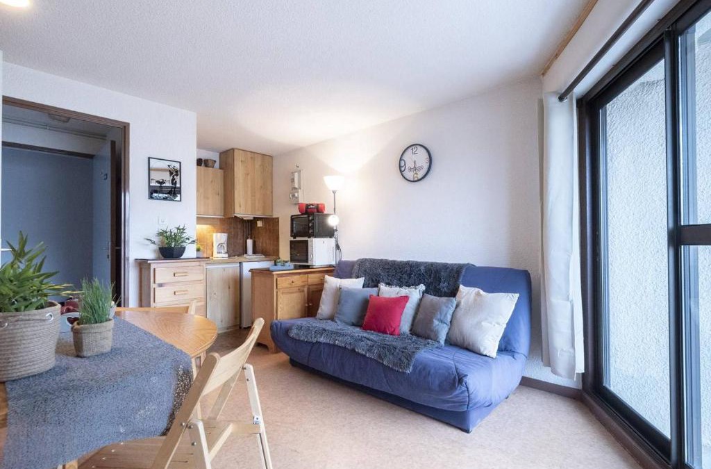 Cadeilhan-Trachere Apartment | Appartement avec balcon, parking proche pistes pour 4 personnes à Saint-Lary-Soulan - FR-1-296-189