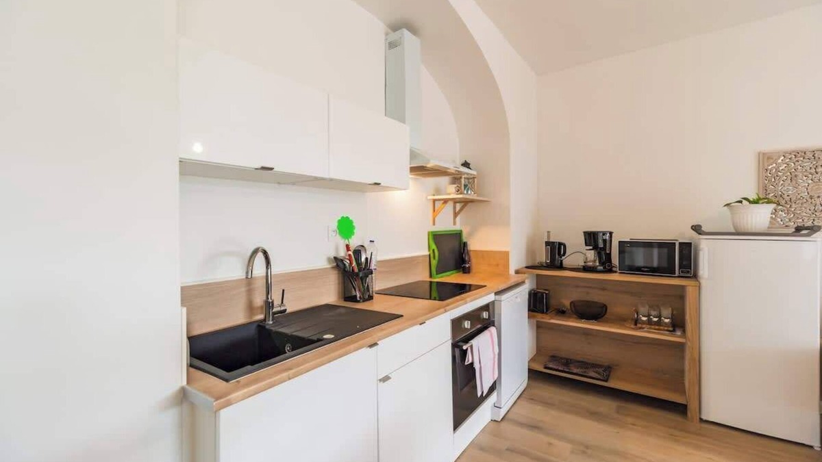 Guingamp Apartment | Appartement avec veranda et 3 chambres, Guingamp