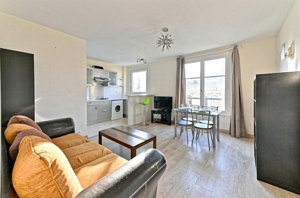 14th Arrondissement Apartment | Appartement Central Avenue du Maine - III
