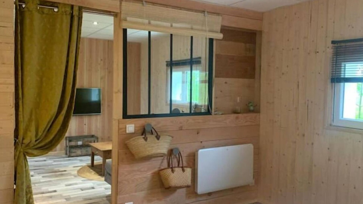 Saintes Apartment | Appartement Centre Ville Avec Piscine et Jacuzzi