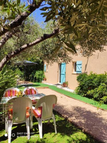 Pardigon Apartment | Appartement chaleureux à Cavalaire-sur-Mer 40 m² avec terrasse