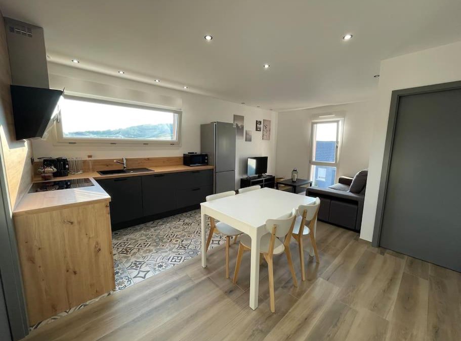 Charmes Apartment | Appartement climatisé