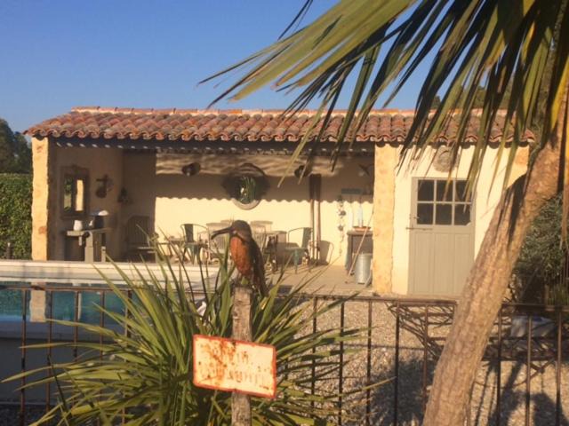 Grans Apartment | Appartement dans Mas Provencal