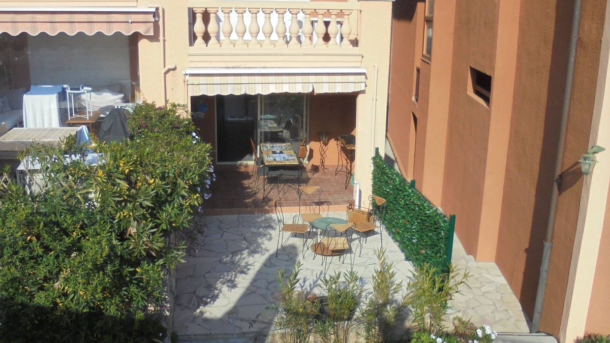 Espero-Pax Apartment | Appartement en Bord de mer