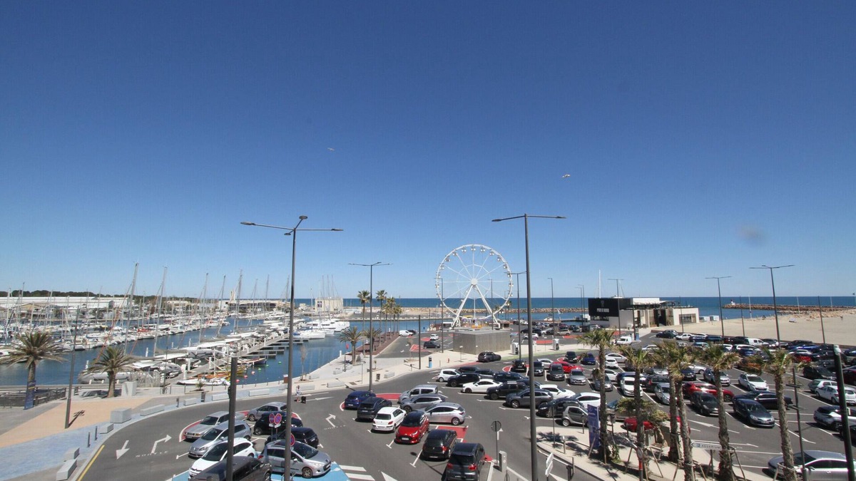 La Jetee Apartment | Appartement one bedroom with Marina view