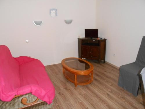 Chateau-Renault Apartment | Appartement