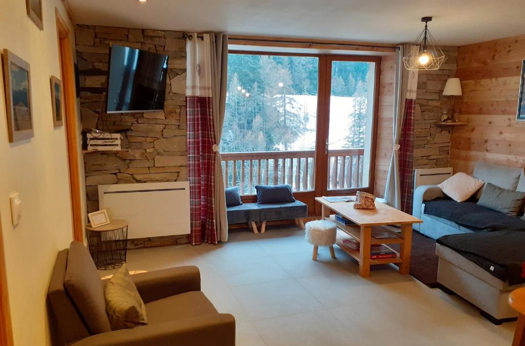 Val Cenis Apartment | Appartement chaleureux avec wifi de 10 personnes à Val-Cenis