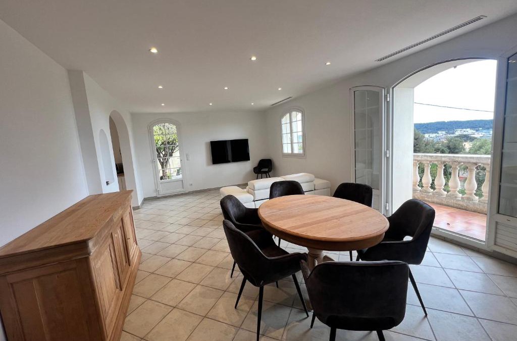 La Valette-du-Var Apartment | Appartement haut de Villa