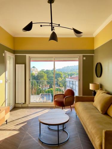 Fabron Apartment | Appartement moderne avec une belle vue