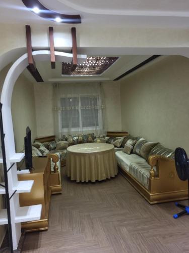 Selouane Apartment | appartement NADOR wifi gratuit clima mobile