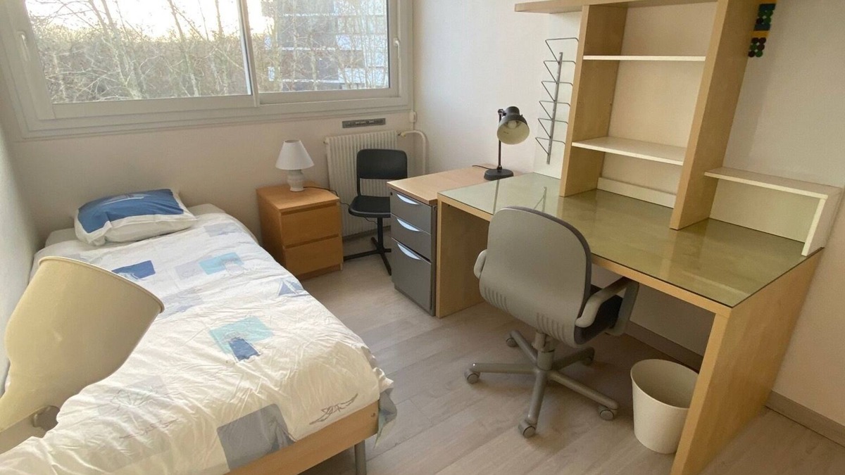 Cergy Apartment | Appartement Pour 4 à 5 Personnes Proximité RER A