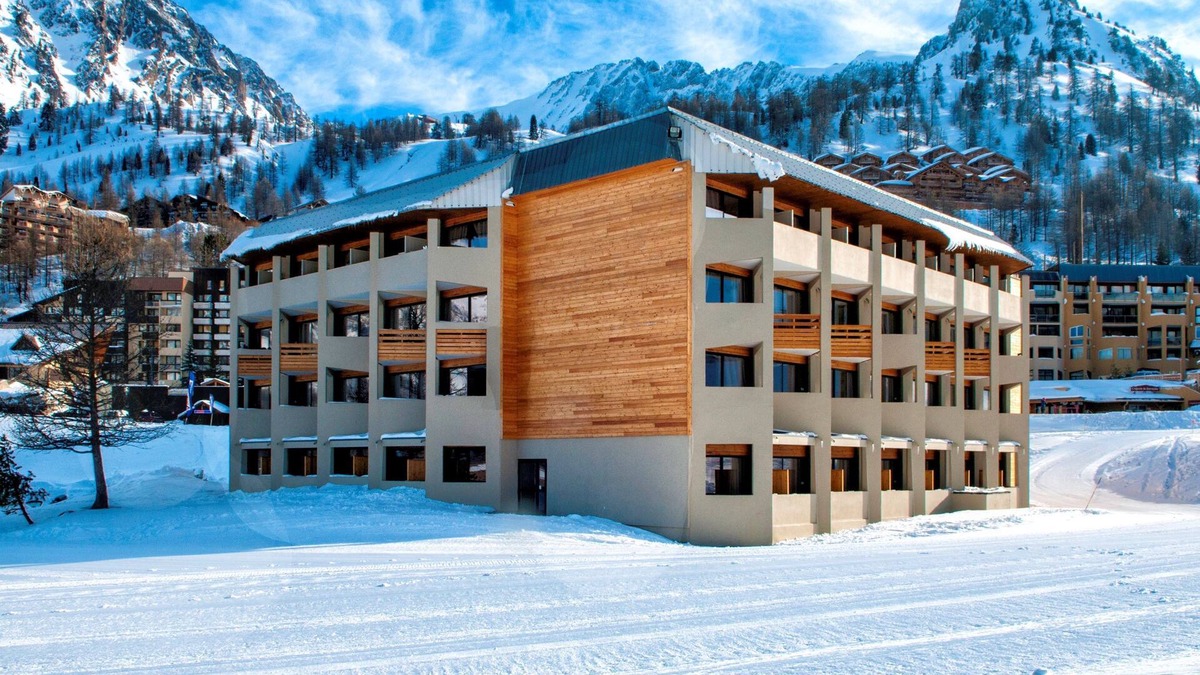 Isola Condo | Appartement Seulement 50m du Télésiège place