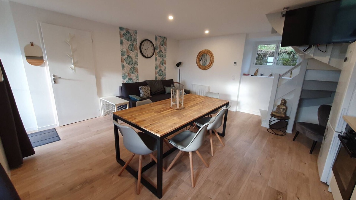 Murol Apartment | Appartement sous le Chateau de Murol