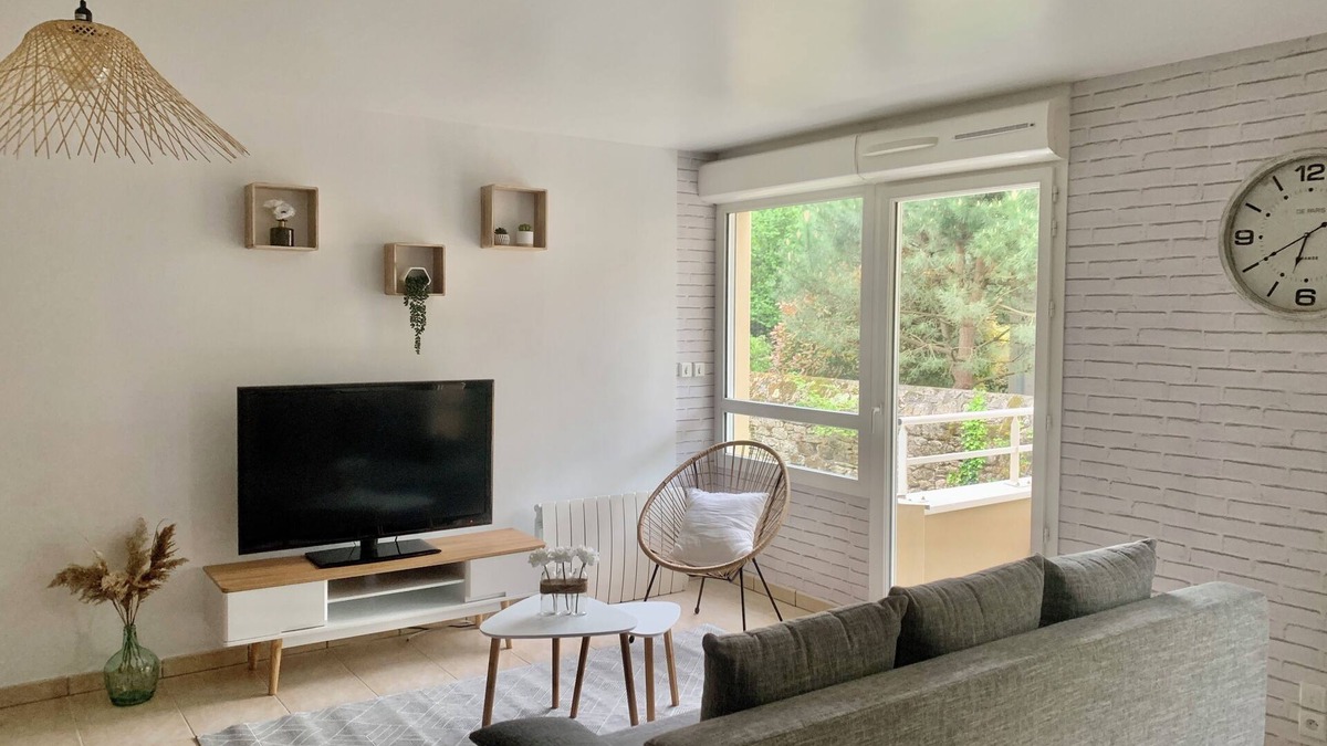 Dinan Apartment | Appartement Spacieux et Calme au Cœur de Dinan
