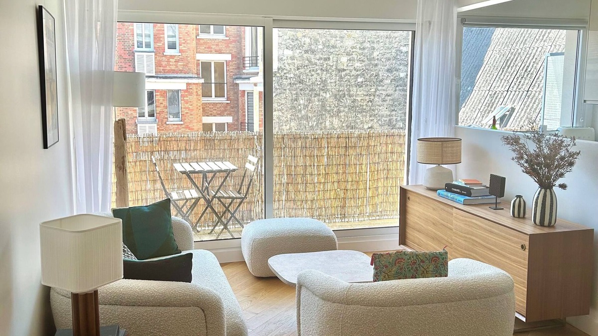 Porte de Saint-Cloud Apartment | Appartement T2 Refait à Neuf Lumineux et Paisible Dans le Quartier Dauteuil