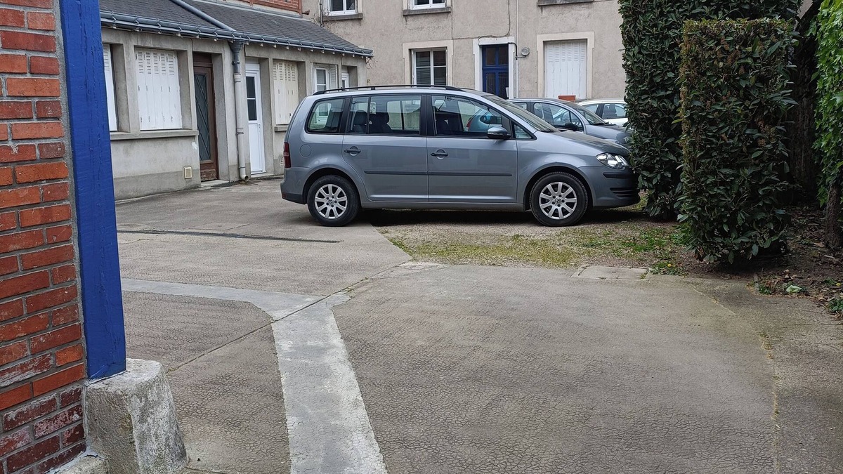Cathedrale Apartment | Appartement T3 Refait à Neuf Calme et Centrale, Parking Privé, 5min de la Gare