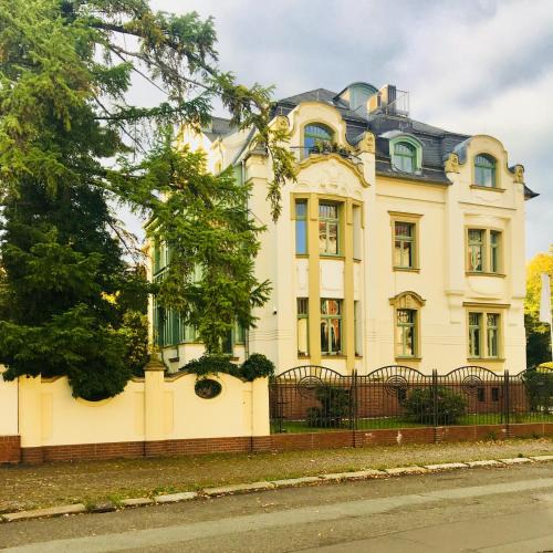 Eutritzsch Apartment | Appartment Villa am Bretschneiderpark