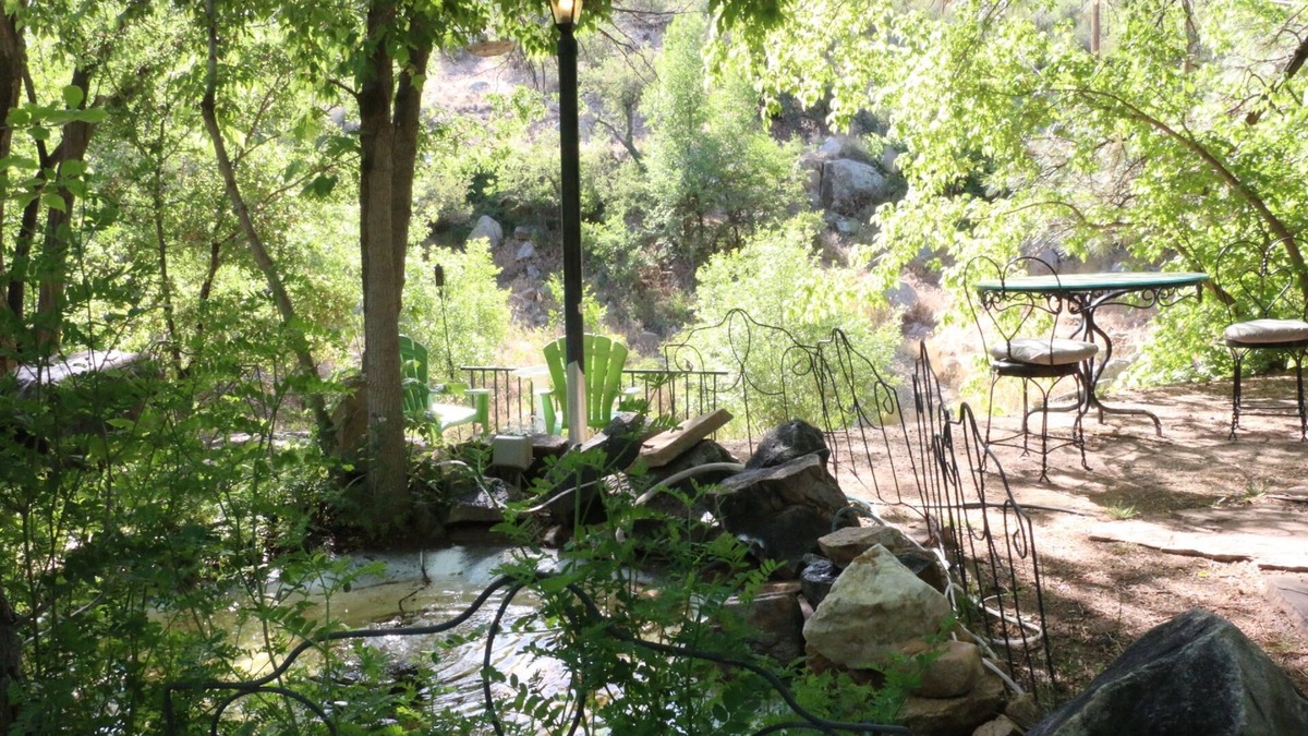 Prescott Cottage | Apple Creek Cottages