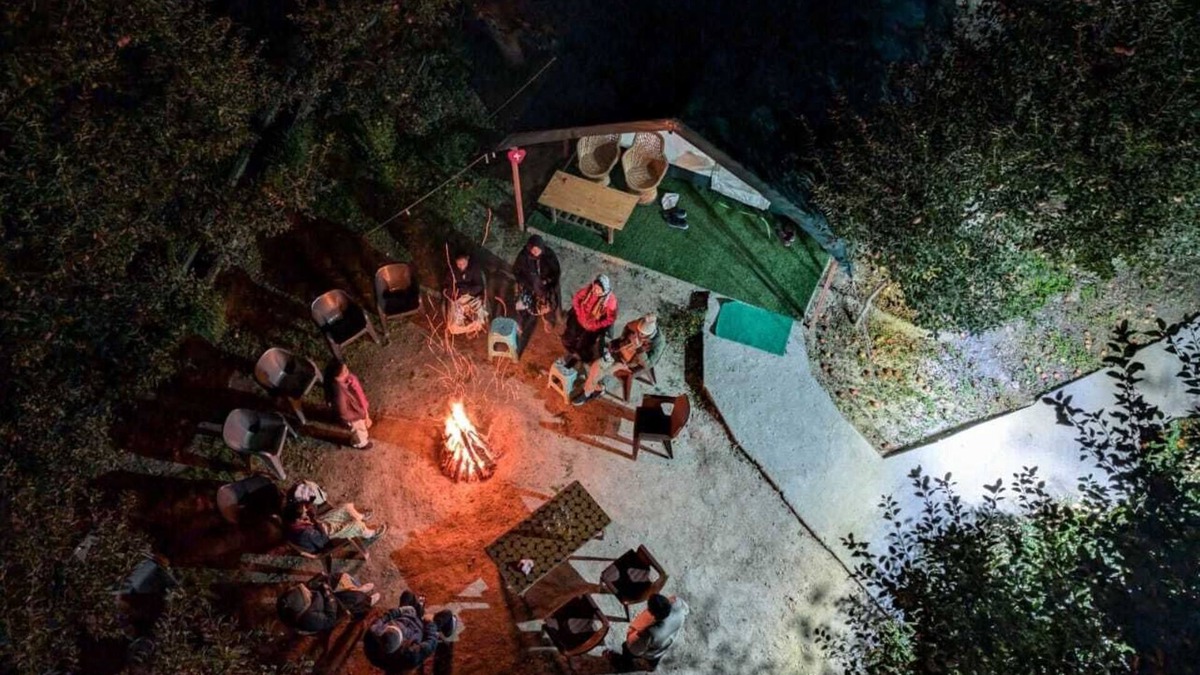 Batseri Hotel | Apple Orchard Farm and Camping