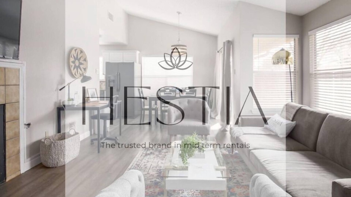 Milwood House | Apple Parmer – 3BR/2BA w/Walkable Dining & Parks