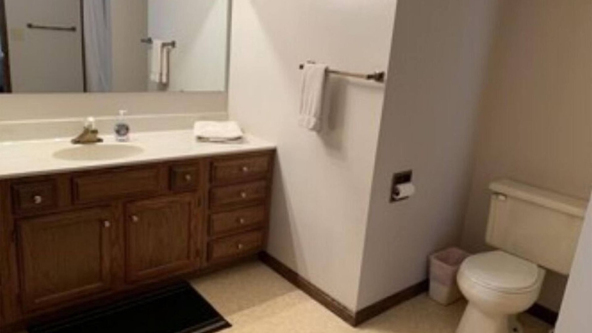 Apple Valley Condo | Apple Valley Lake, Pool and Beaches! Guest Passes available for a fee!