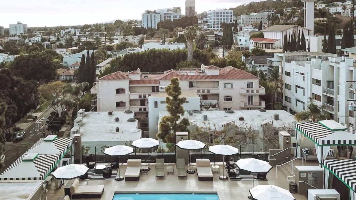 Norma Triangle Hotel | Appreciate the Beauty of Hollywood at an Exemplary Suite! 4 Modern Units, Pool!