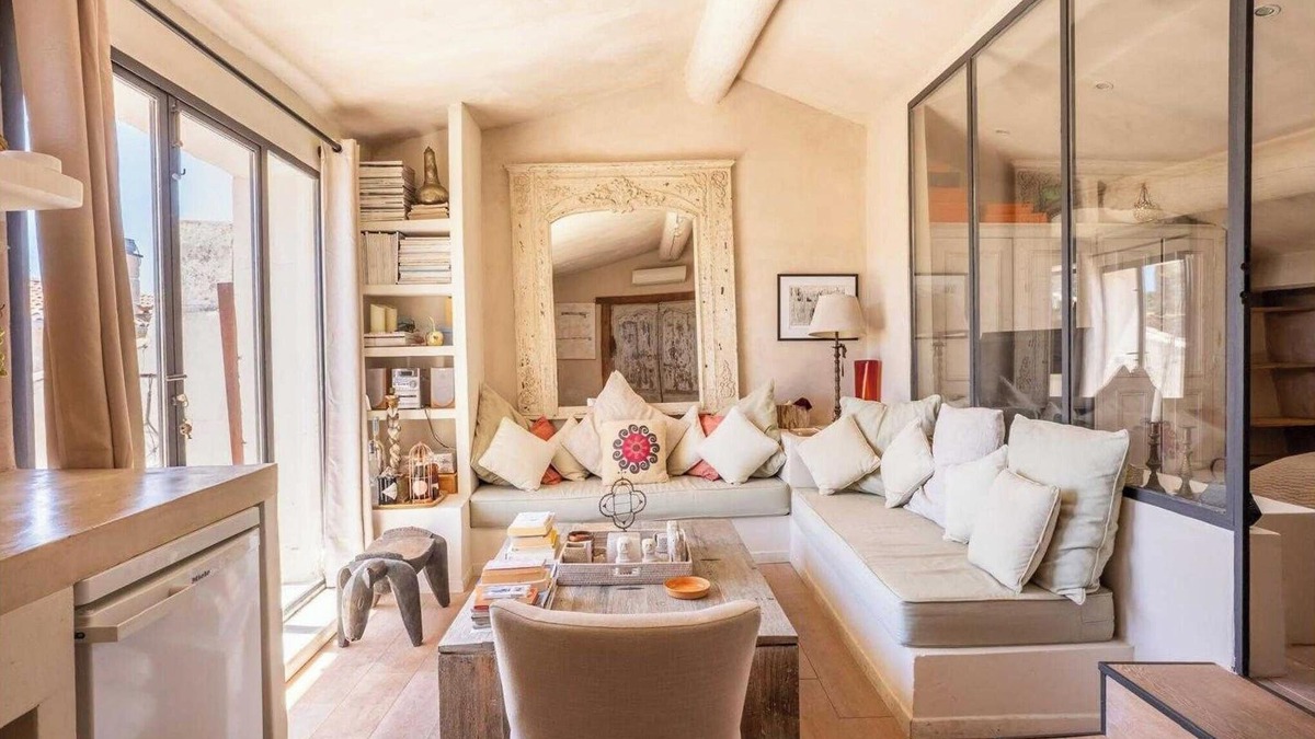 Saint-Tropez City Centre Apartment | Appt moderne- AC-2BR-3P - Beach 5min-St-Tropez