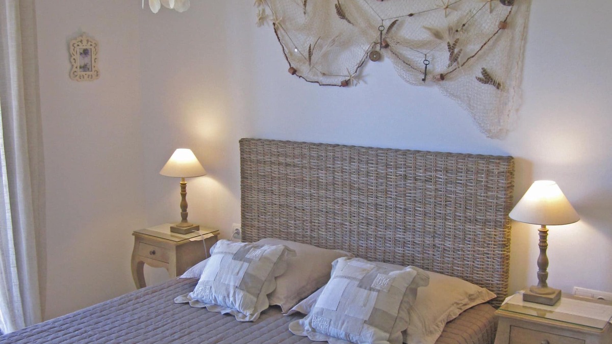 Llanca Apartment | Appt rez-de-jardin dans residence avec piscine
