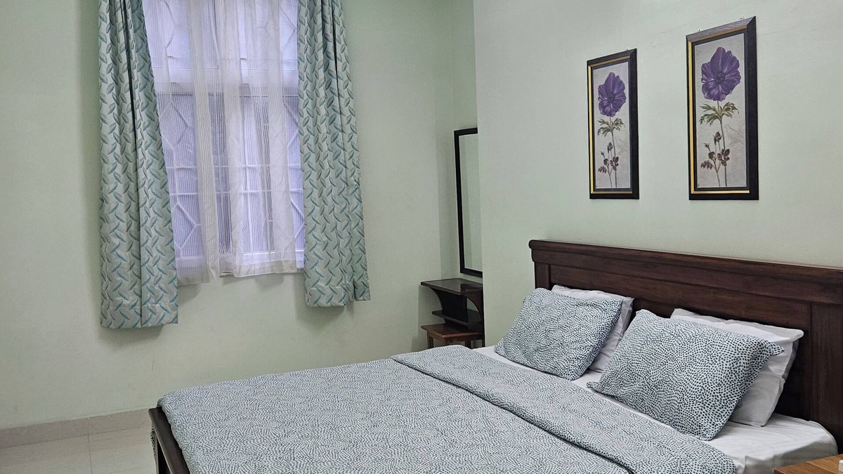 Toli Chowki Apartment | APT 4 Spacious 3-bedroom apartment with WiFi, AC in delightful Hyderabad