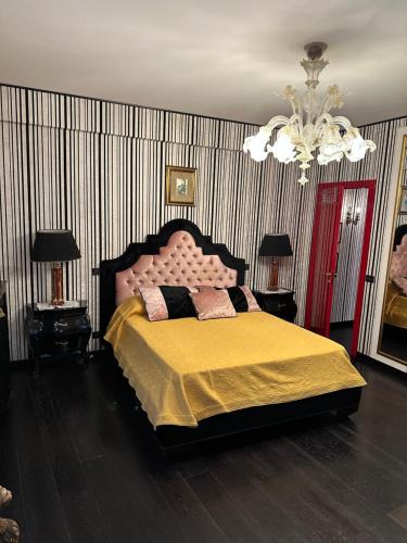 Rione VIII Sant'Eustachio Apartment | Apt Aurea Luxury Pantheon View