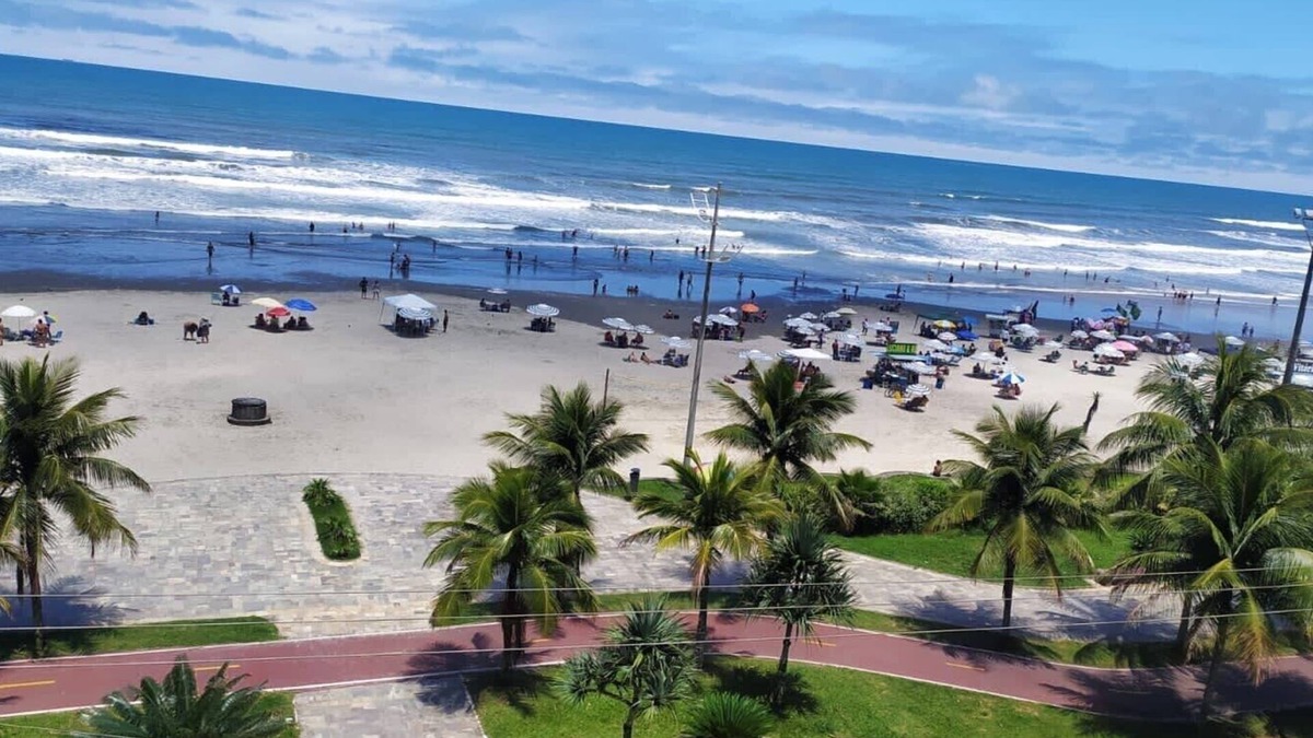 Balneario Paqueta Apartment | Apt facing the sea. Balcony with Barbecue and Spectacular View of the Beach