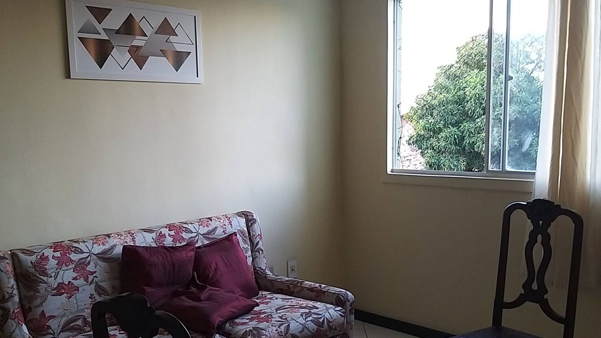 Pereira Lobo Apartment | Apt⁰ 1 double bed, 2 bunk beds 1 single bed, 25 'Praia Atalaia, 20' Shopping malls