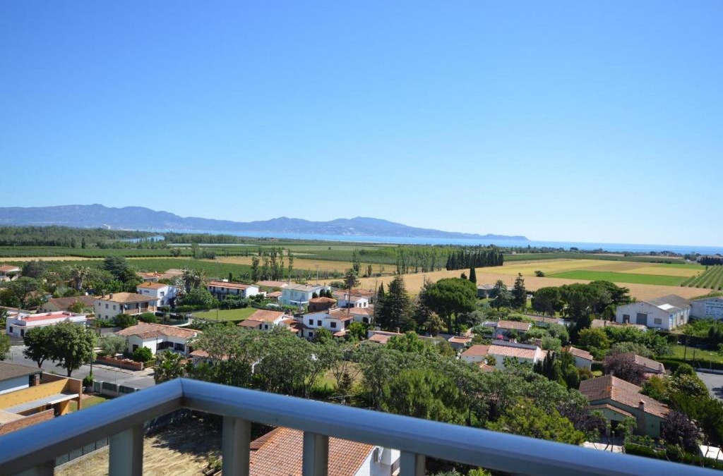 Bon Relax Apartment | Apto TCanigo 8D - Piscina y parking comunitarios, Wifi, A/A, vistas fantásticas. - ES-89-98