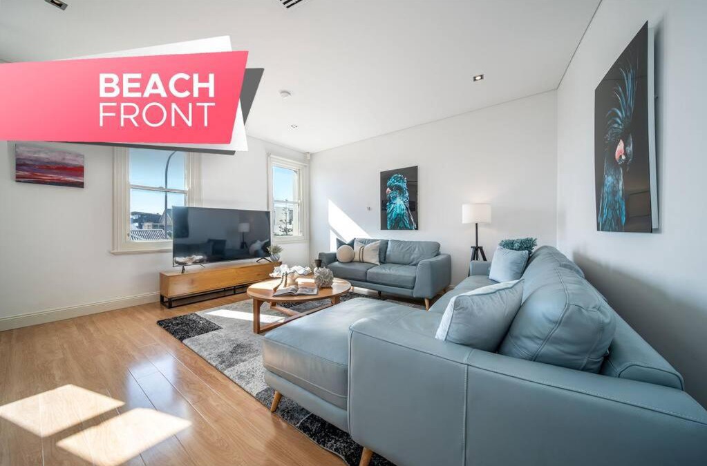 Henley Beach Apartment | Aqua by the Sea - 1BR, Beachfront, Pool & Gym