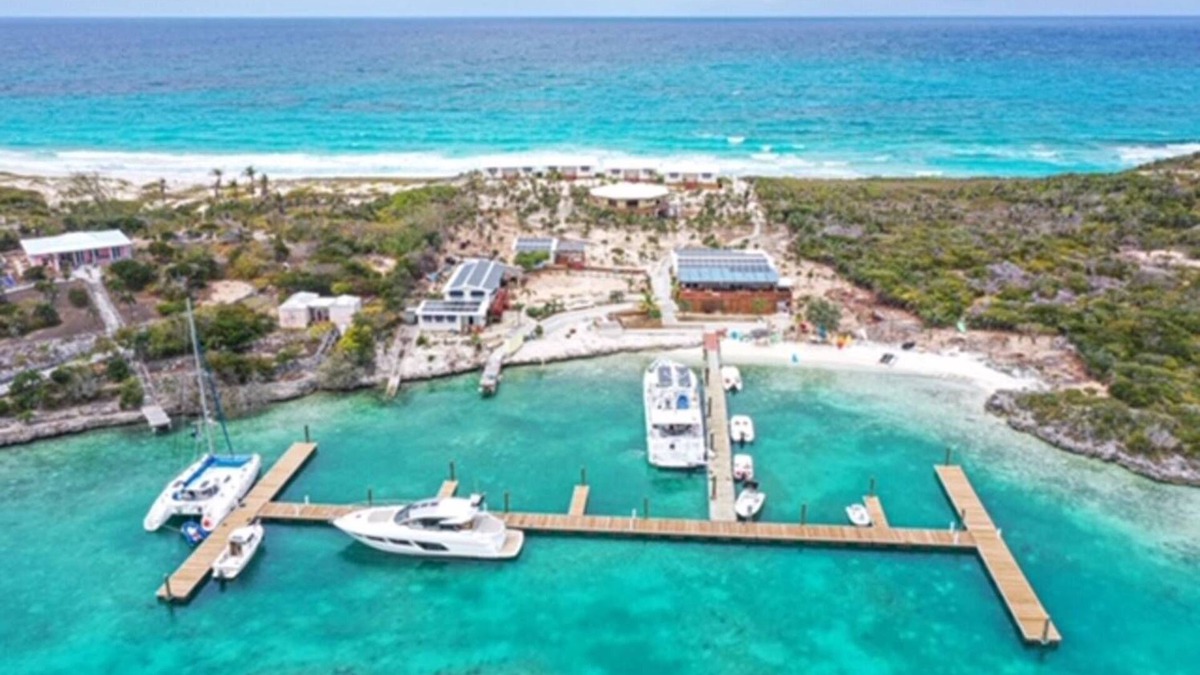 Stocking Island Boat Rental | Aqua Village Resort