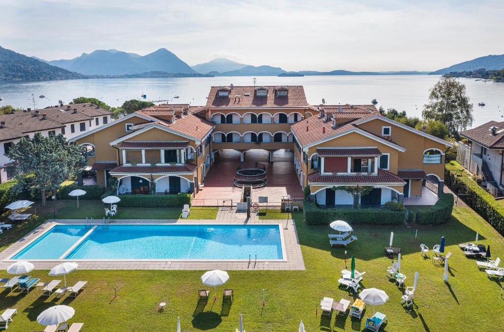 Feriolo Apartment | Aquarama - By Impero House
