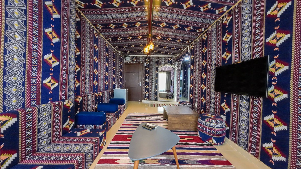 Al-'Atarin Apartment | Arabian Nights by the Sea 1