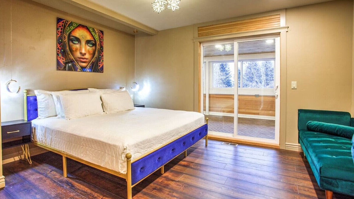 Kalispell Bed & Breakfast | Arabian Nights Suite at Country Way Inn