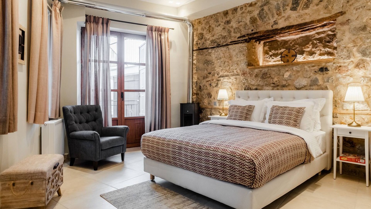 Arachova Condo | Arachova Condo by Aldia Suites