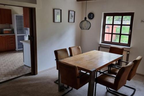 Hoechst Apartment | Arbeiterwohnung, bis zu 9 Personen, Langzeitmieter, Monteurzimmer
