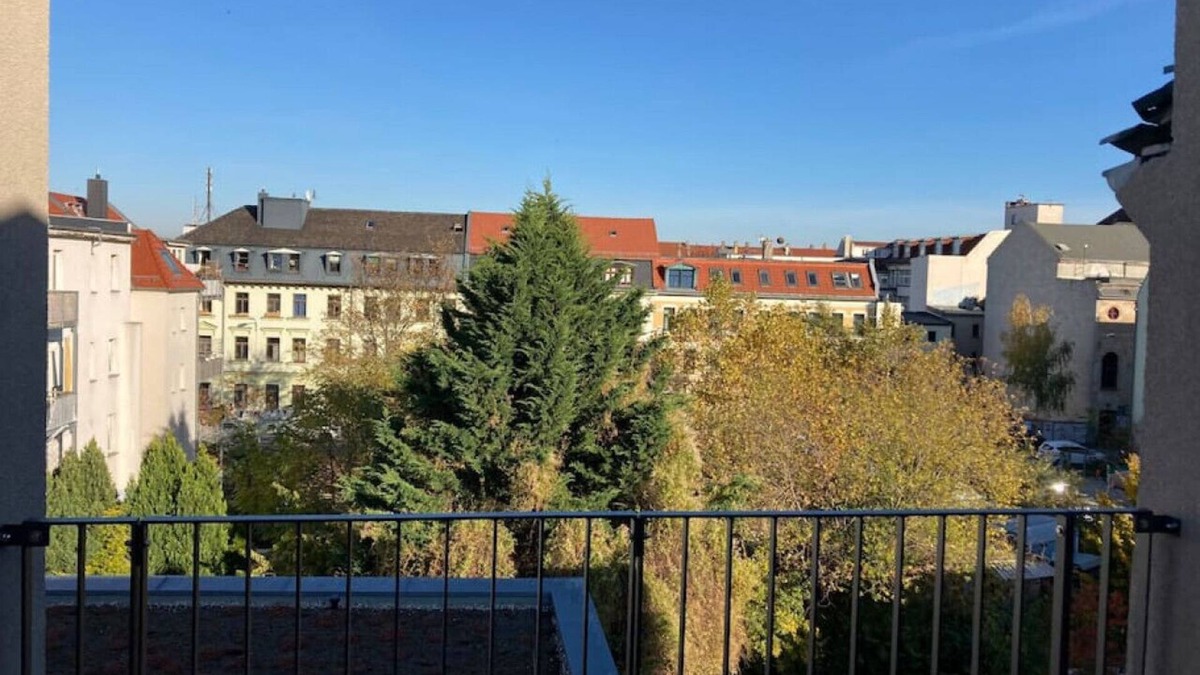 Lindenau Apartment | Arbio I Lax Attic Studio near Plagwitz