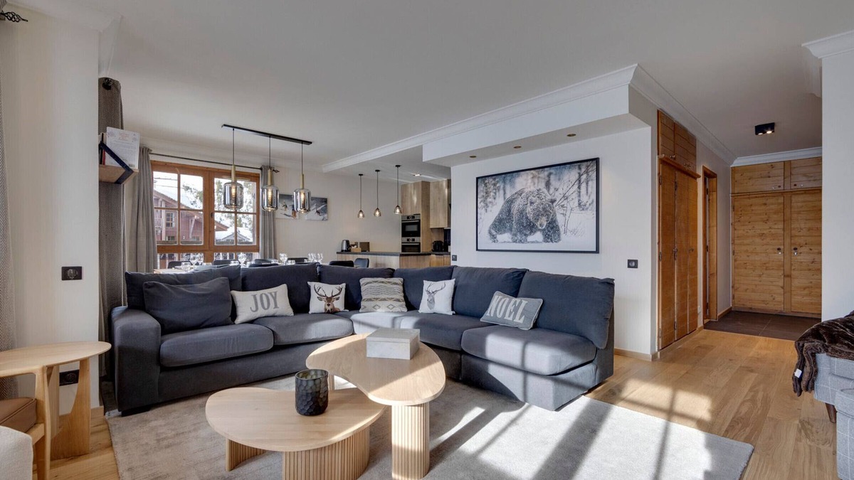 Arc-1950 Apartment | Arc 1950: Spacious for 10, ski-in/ski-out, pools & spa