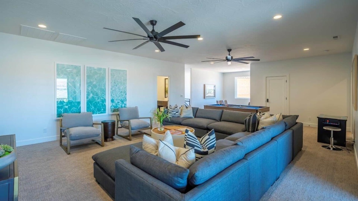 Santa Clara House | Arcadia 70 | Private Hot Tub * Arcade * Pool Table