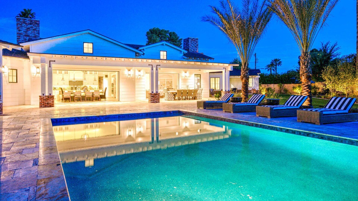 Lombardi Estates House | Arcadia Luxury: An elegant estate just a stone's throw from Old Town Scottsdale