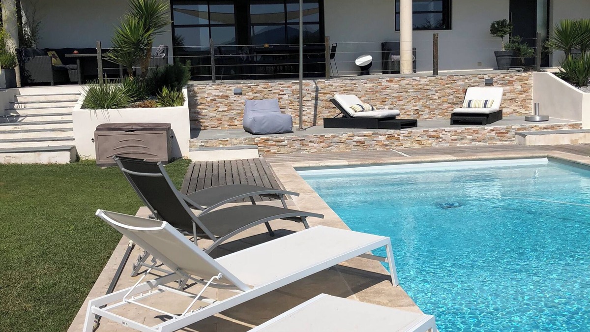 La Bouilladisse Villa | Architect-designed house with swimming pool between Cassis and Aix en Provence