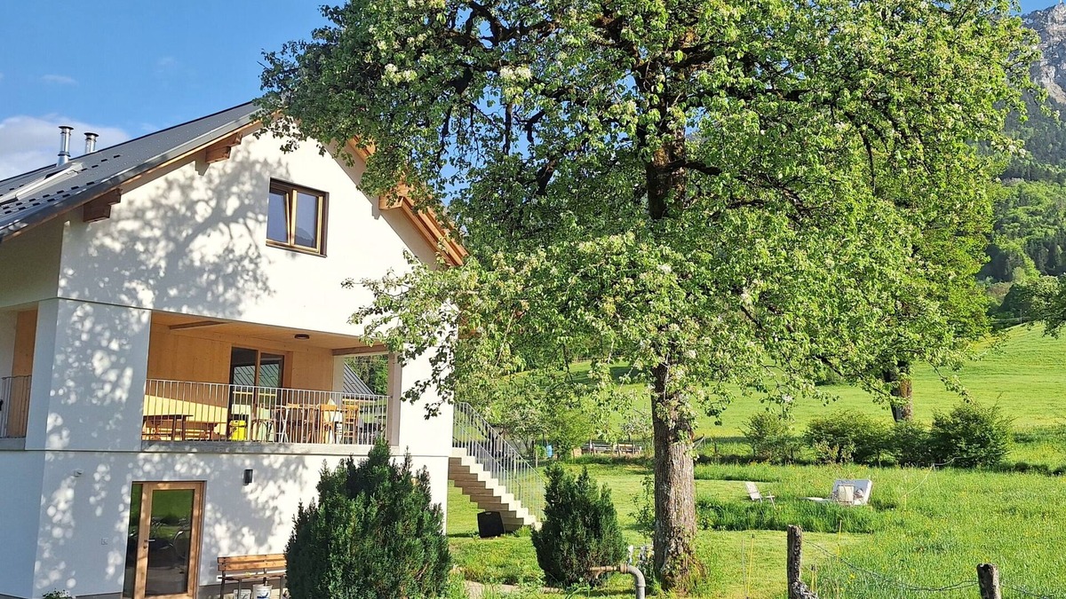 Le Chatelard Ski Chalet | Architect-designed house in a mountain hamlet - 14 places, 2 spaces