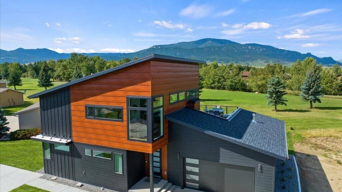 Red Lodge House | Architectural Masterpiece Home with Mountain Views & Hot Tub